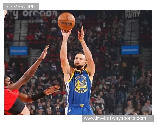 库里首节状态不佳仅得4分三分球失准球队面临挑战